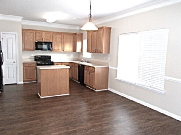 Building Photo - 130 Nevis Ln