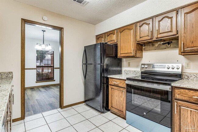Building Photo - 6327 Heart Pine Dr