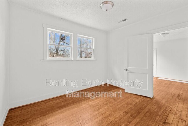 Building Photo - 2712 24th Street Ensley