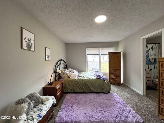 Building Photo - 5721 Randleman St