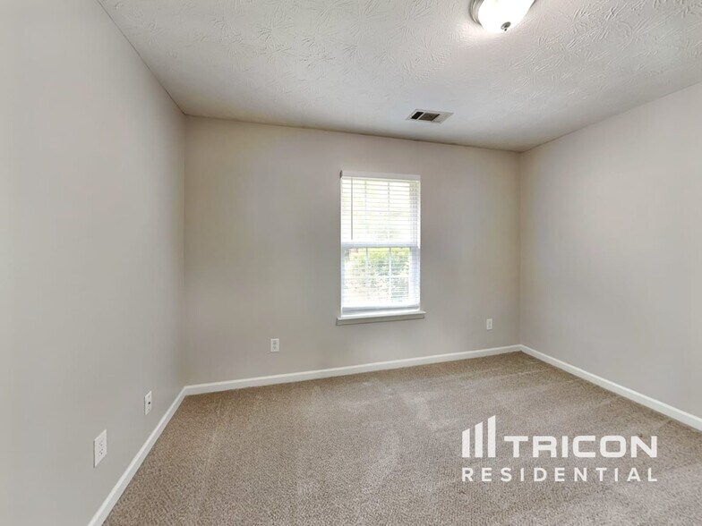 Building Photo - 4124 Waters End Ln
