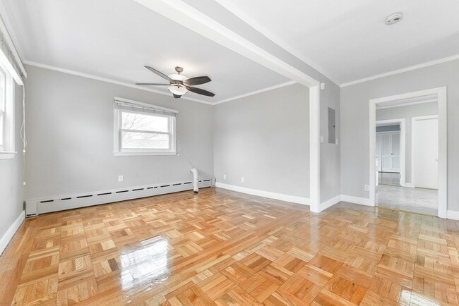 Building Photo - 40 Bosson St