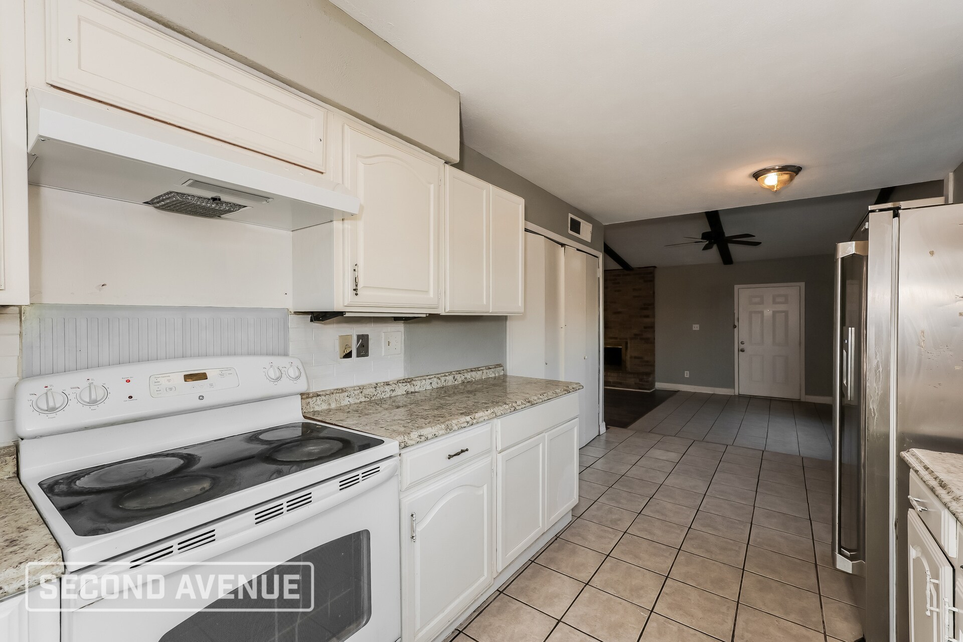 Building Photo - 7525 Ashcrest Ln