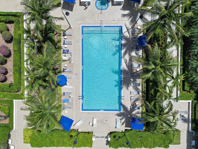 Building Photo - 610 Clematis St