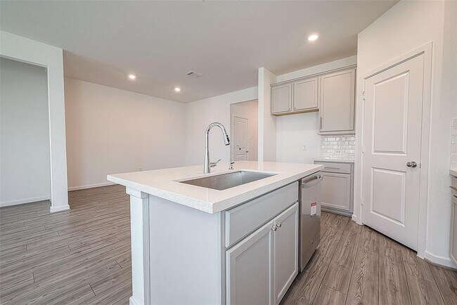 Building Photo - 21834 Sunshine Cove Ln