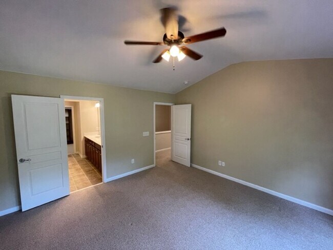 Building Photo - 8203 Saltwood Pl