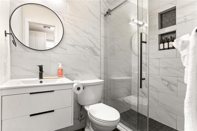 Building Photo - 723 N Salcedo St