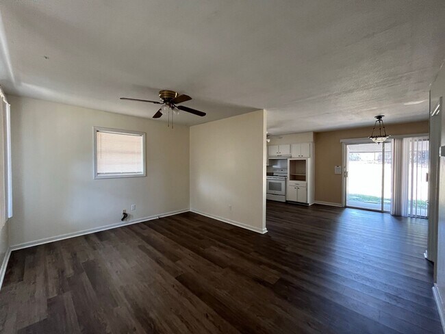 Building Photo - New On the Market!
