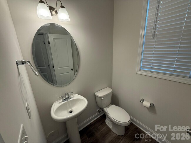 Building Photo - 8627 Harris Lake Ln