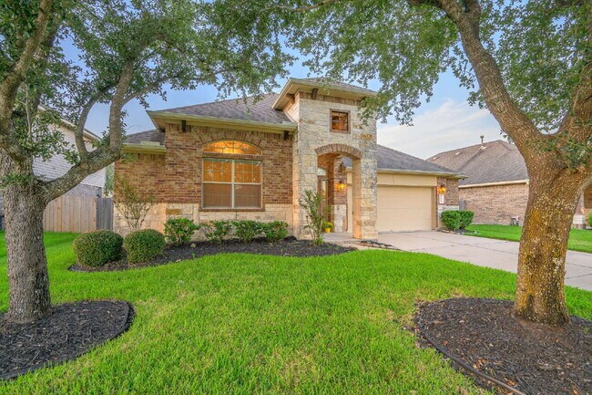Building Photo - Charming home in Pearland!