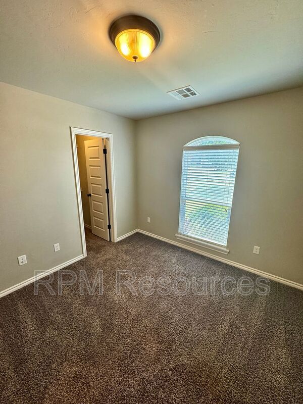 Building Photo - 6705 NW 159th St