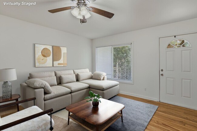 Building Photo - 208 Juniper Dr