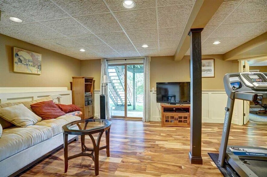 Building Photo - 6214 Camino Way