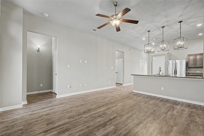 Building Photo - 2134 Markley Dr