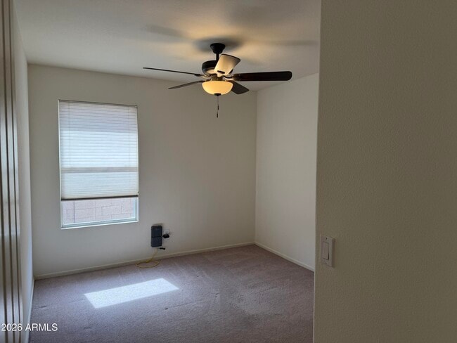 Building Photo - 9722 S Darrow Dr