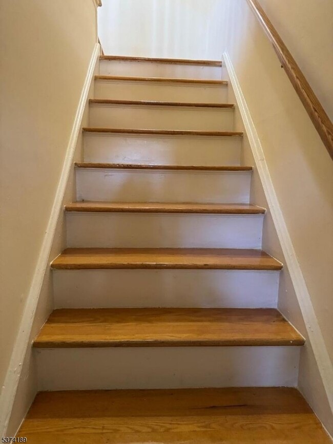 Building Photo - 63 Traphagen Rd