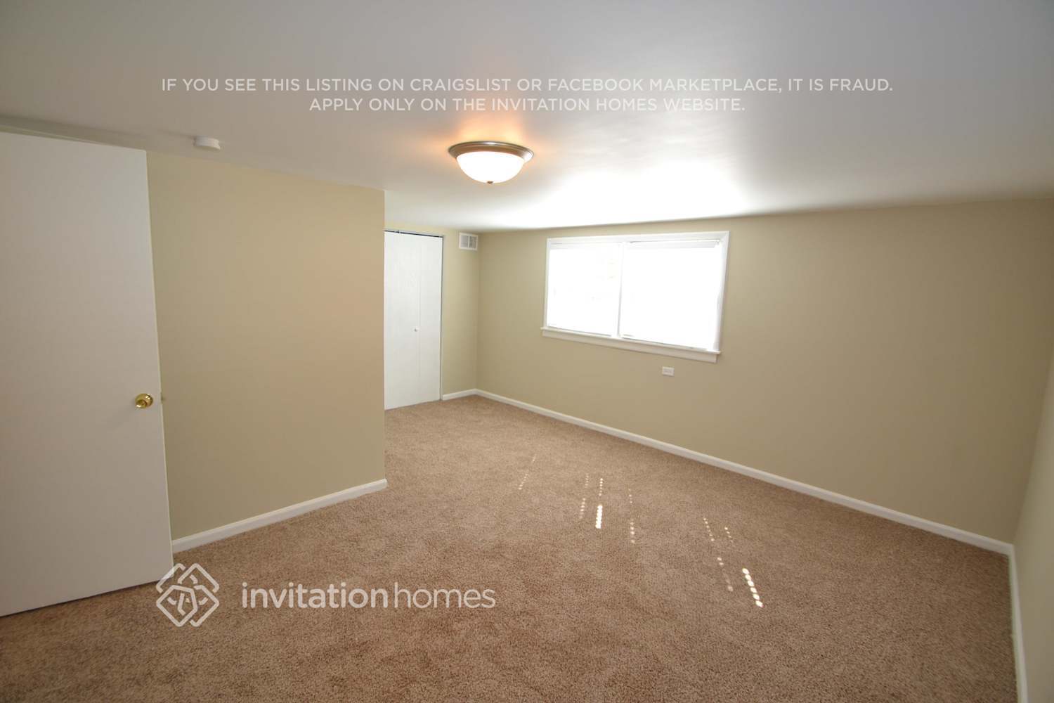 Building Photo - 10520 Kedvale Ave