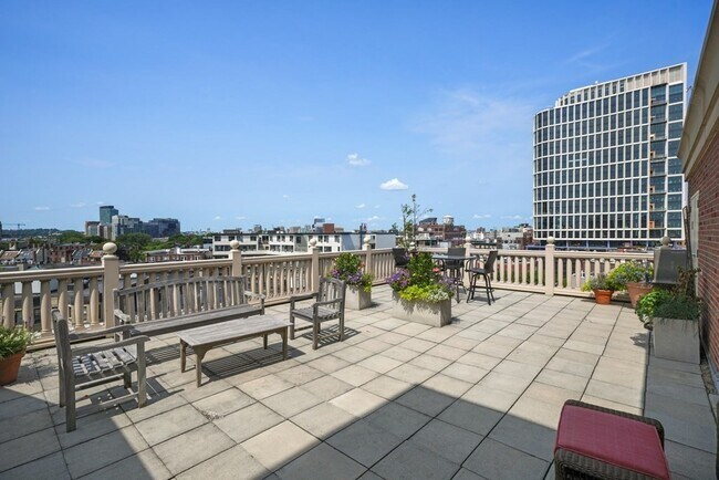 Building Photo - 184 Massachusetts Ave