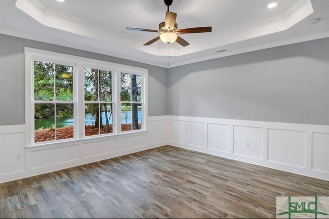 Building Photo - 421 Bear River Dr