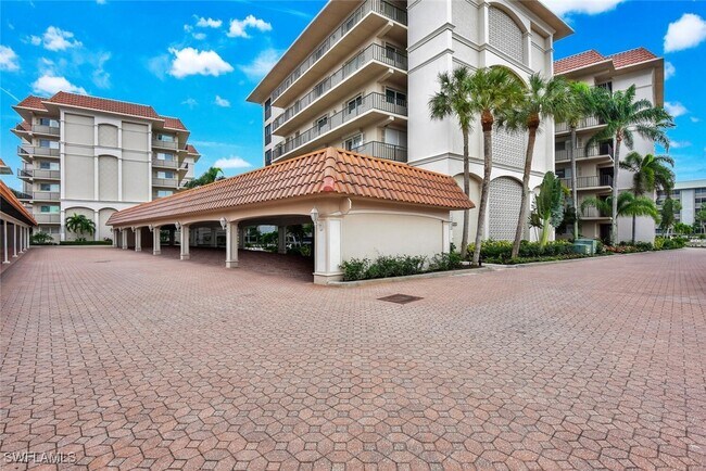 Building Photo - 222 Harbour Dr