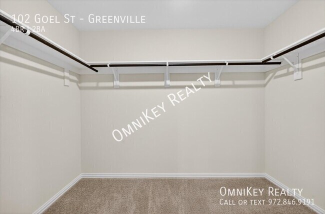 Building Photo - 102 Goel St
