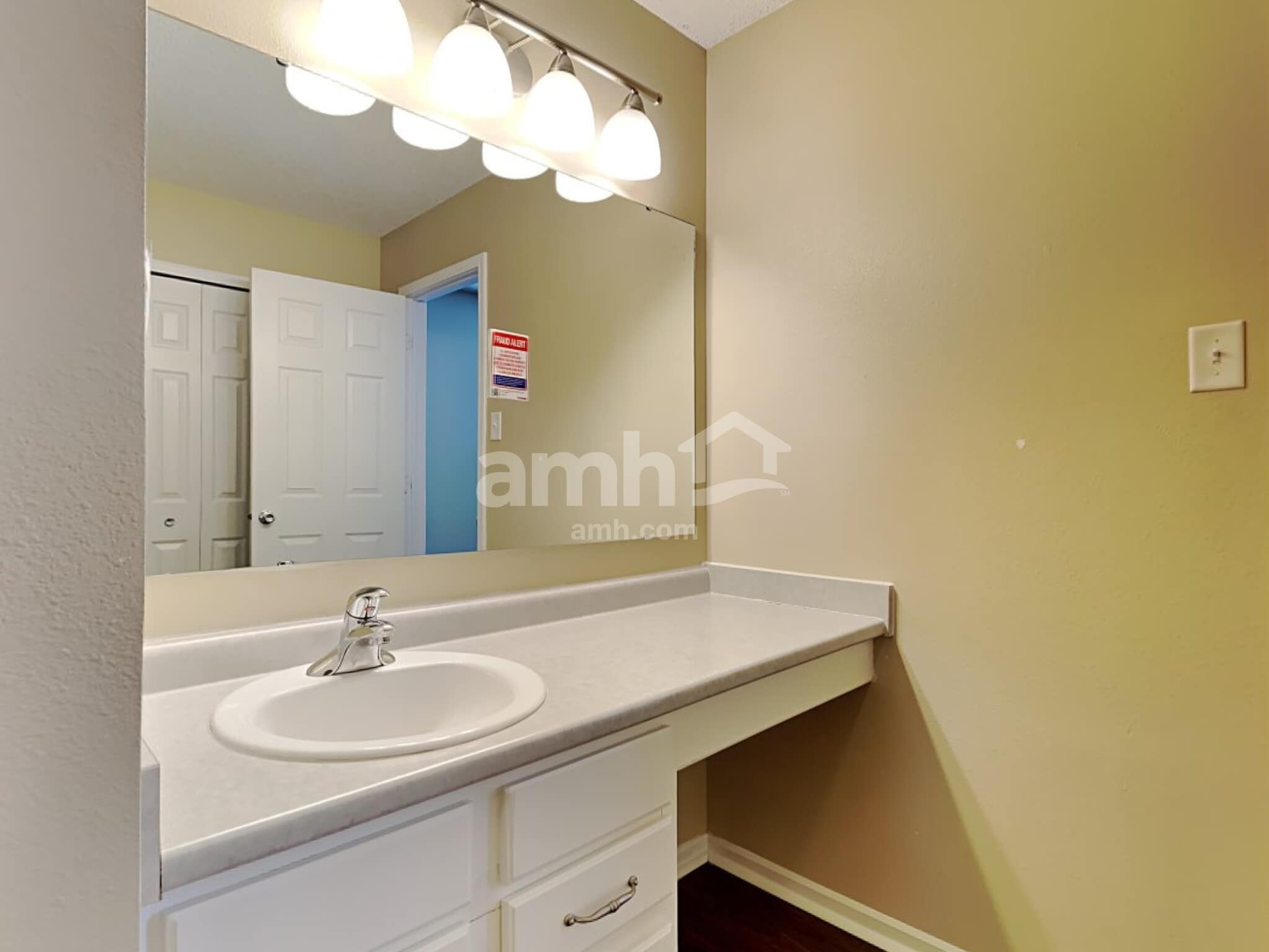 Building Photo - 505 Abbywood Cir