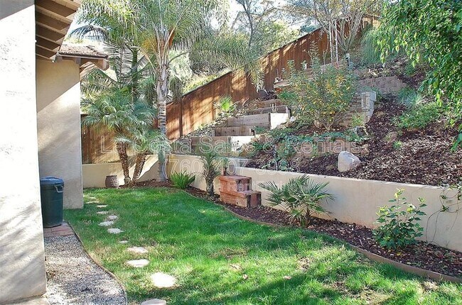 Building Photo - 1139 Calistoga Way