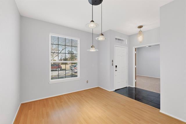 Building Photo - 1538 Oakmont Dr