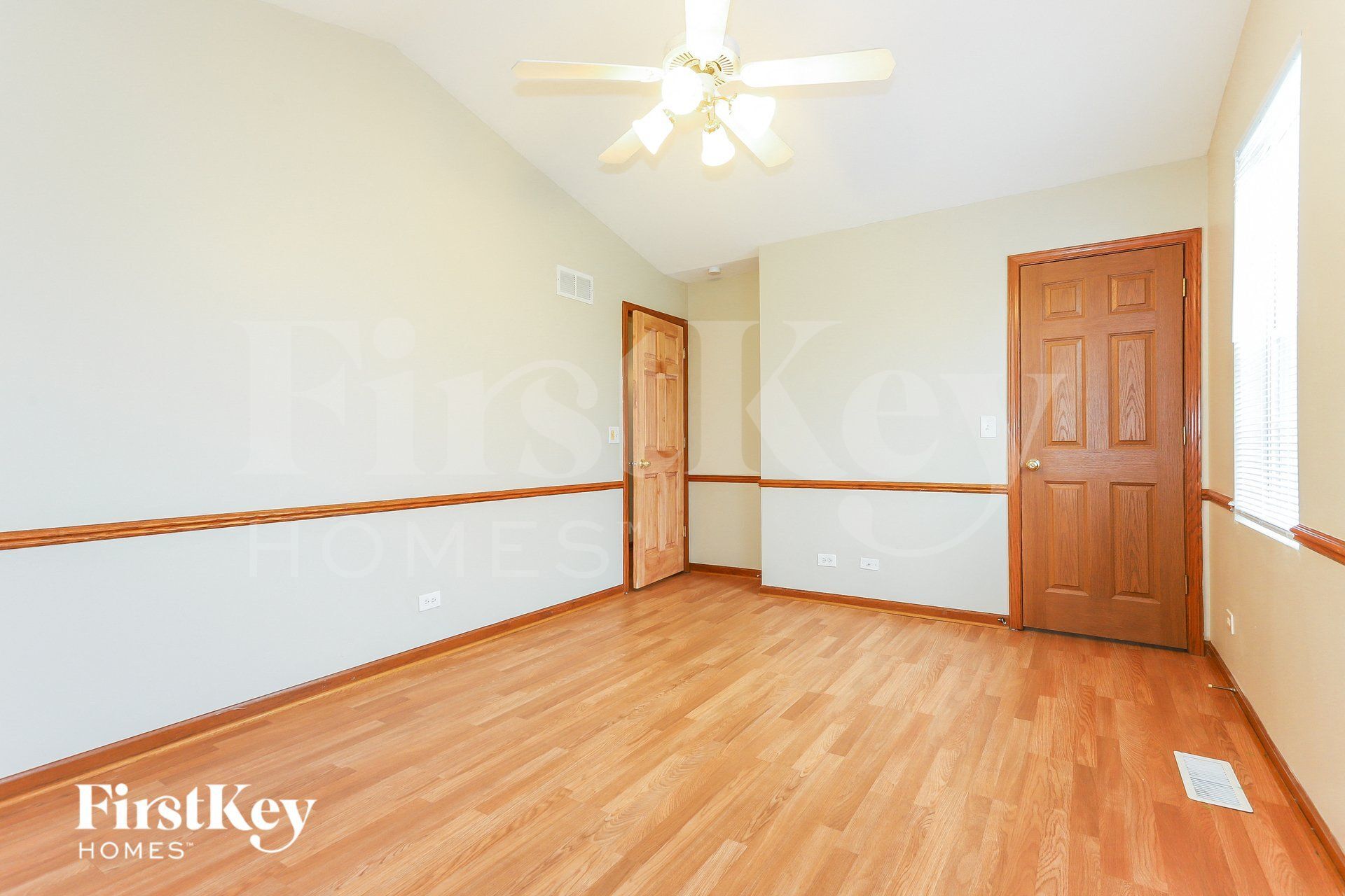 Building Photo - 1662 Park Vista Ln