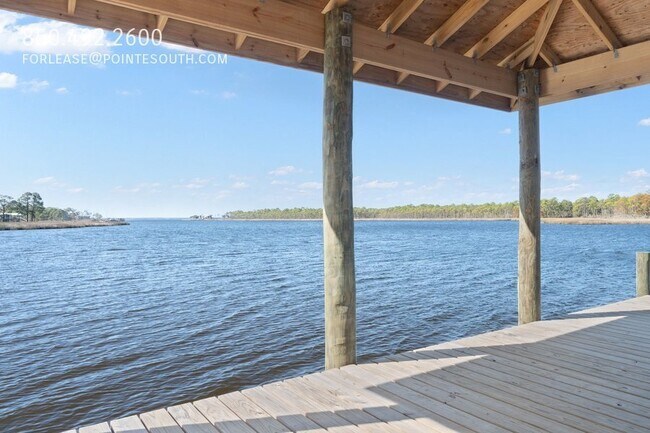 Building Photo - 13805 Red Drum Ct