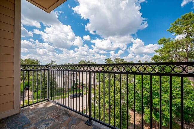 Building Photo - 2802 Morrison St