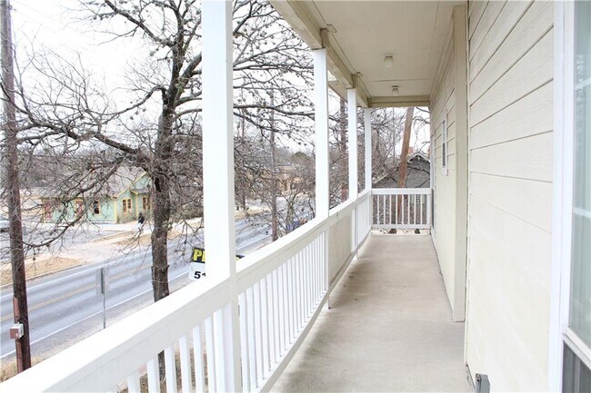 Building Photo - 109 W 38th St