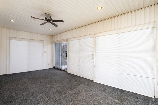 Building Photo - 12305 Derby Ln