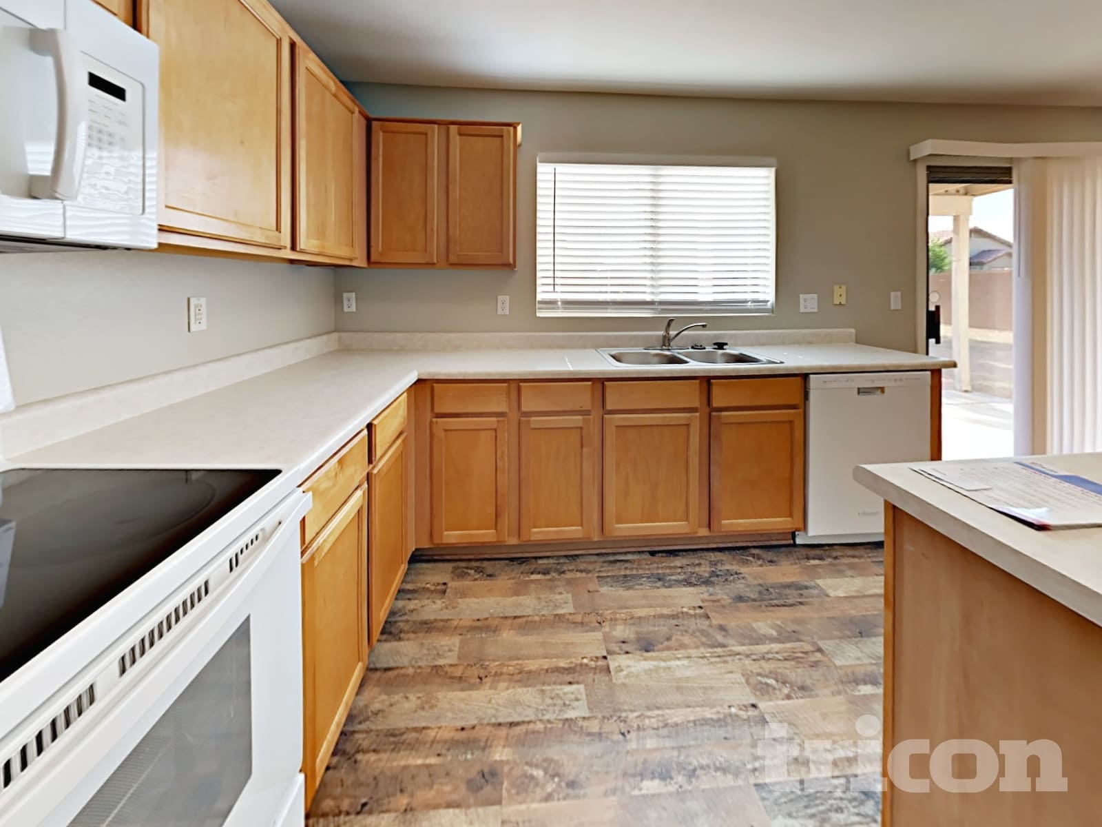 Building Photo - 6341 W Watkins St