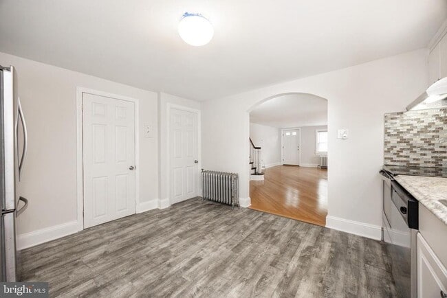 Building Photo - 547 Northbrook Rd