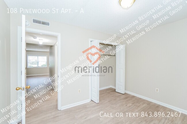 Building Photo - 108 Pinewood St