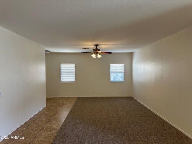 Building Photo - 1725 W Corriente Dr