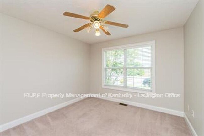 Building Photo - 3019 Emily Ct