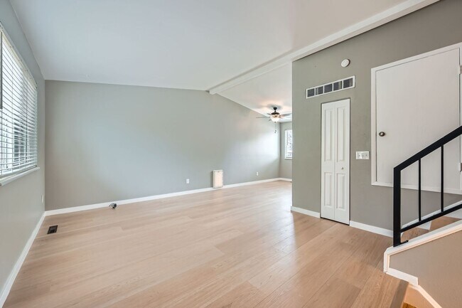 Building Photo - 17166 E Nassau Pl