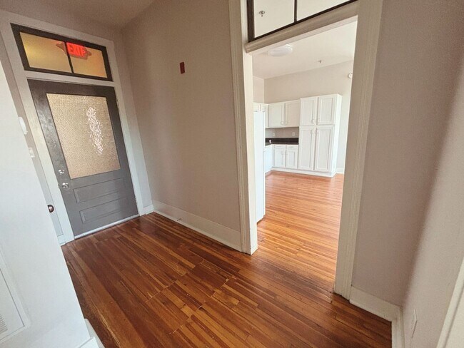 Building Photo - Garnett Street Apartments