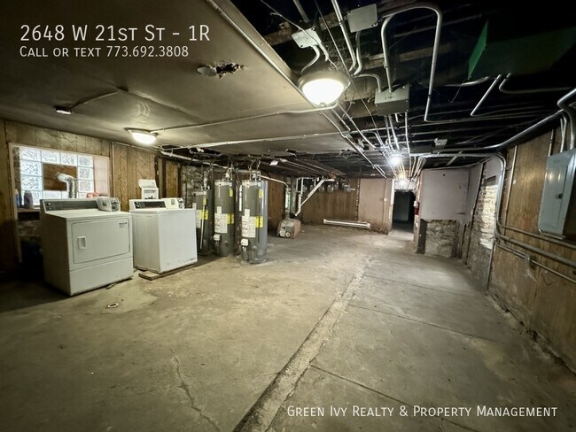 Building Photo - 2648 W 21st St