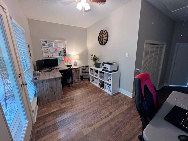 Building Photo - 1728 Bevis Street-3 Story home