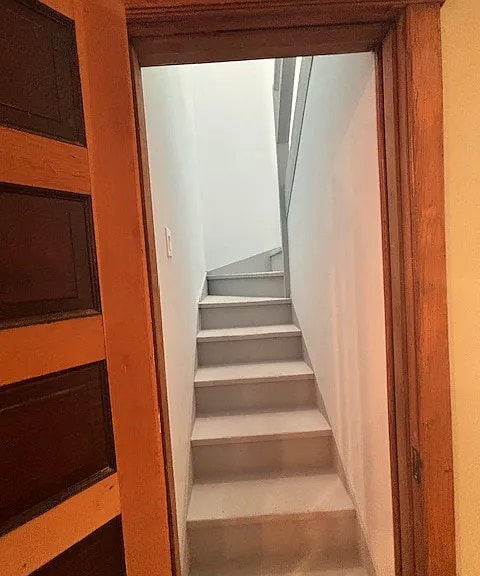 Building Photo - 4508 N Christiana Ave