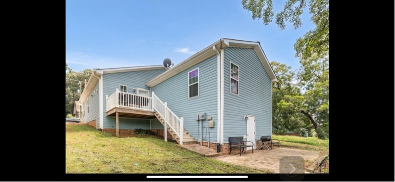 Building Photo - 1624 N Cherry St