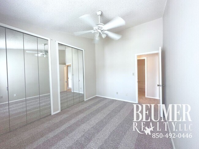 Building Photo - **$200 OFF FIRST MONTHS RENT**
