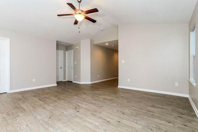 Building Photo - 2509 Guildhall Ln