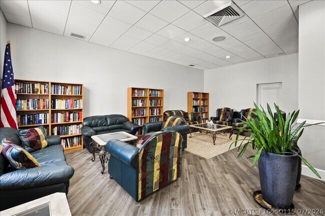 Building Photo - 4250 Galt Ocean Dr