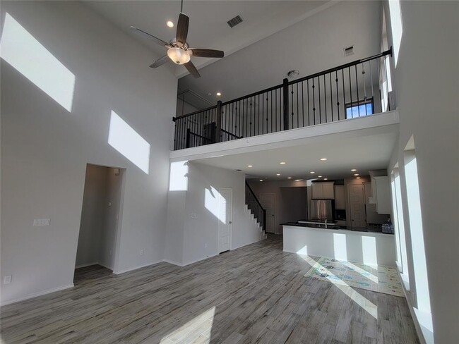 Building Photo - 113 Blf Crk Ln
