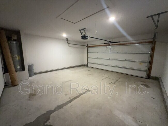 Building Photo - 4633 Integrity Ct