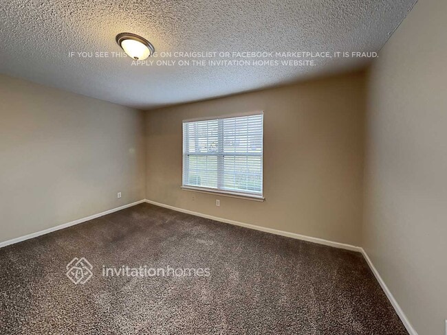 Building Photo - 432 Pecan Wood Cir